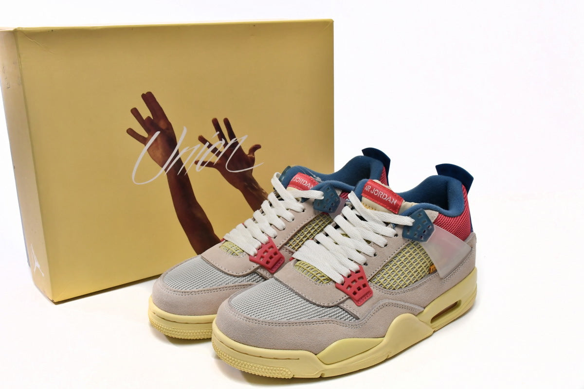 Air Jordan 4 Retro Union Guava Ice Reps Sneaker DC9533-800