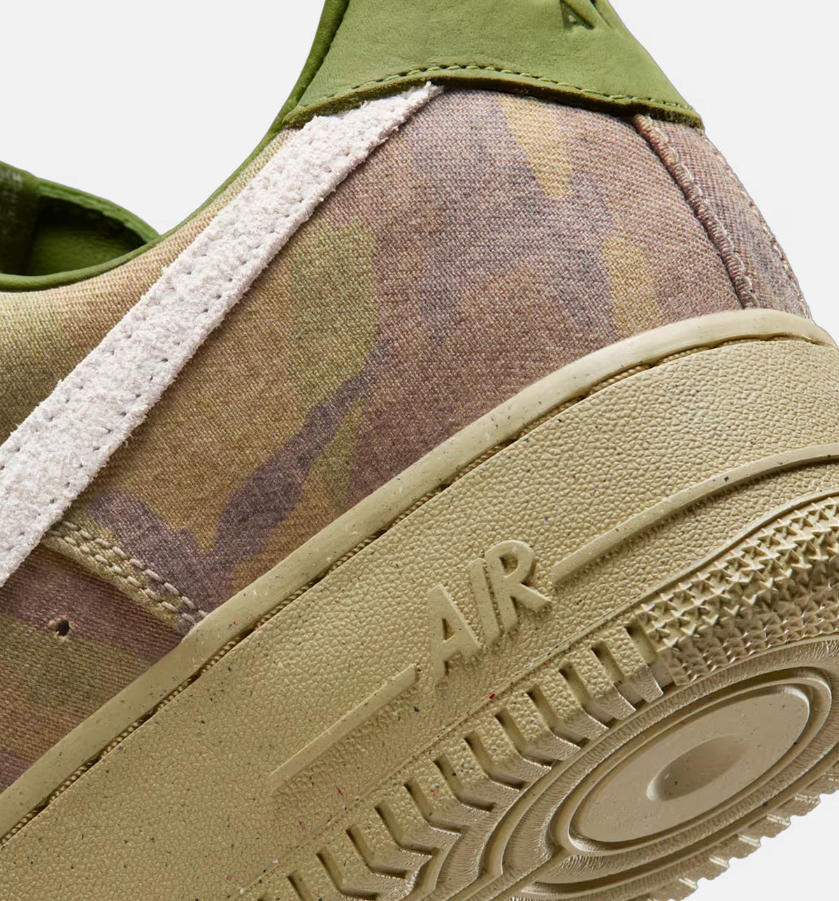 Air Force 1 Low Asparagus and Chlorophyll Men's Lifestyle Shoes - Asparagus / Aluminum / Phantom