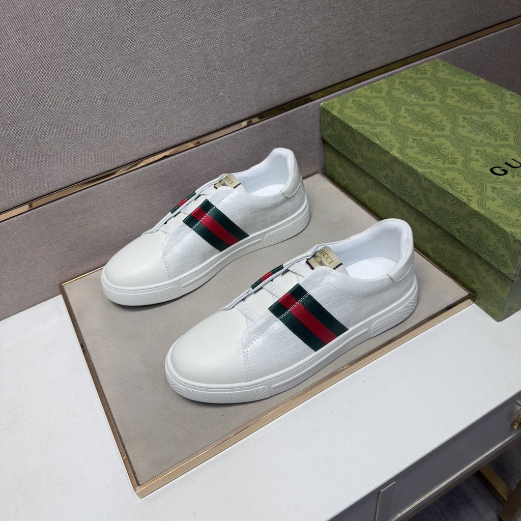 Gucci Green and Red Stripe Low-Top Sneakers