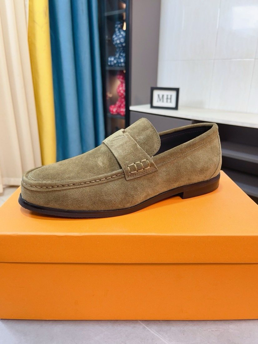 Louis Vuitton Moc-Toe Loafers